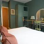Plato's Hotel